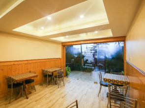 OYO 5774 Hotel Avantika
