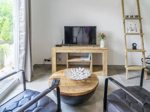 Cozy Apartment in Jan Thiel Curacao near  Beach