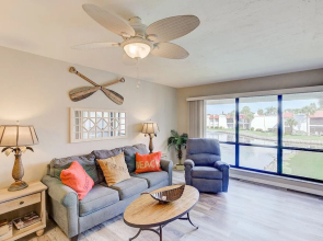 Runaway Bay Resort by BBG