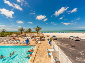 107 Beach Place Condos