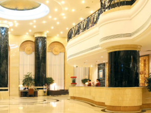 Dalian Liangyun Hotel