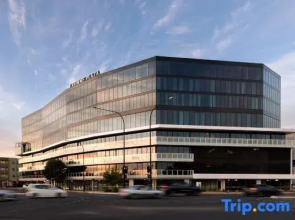 Crowne Plaza Adelaide Mawson Lakes by IHG
