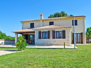 Holiday house Mary Medulin. Istria