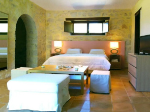 Exensian Villas & Suites