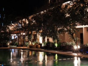 Surya Kencana Seaside Hotel