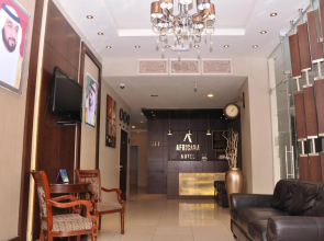 Africana Hotel