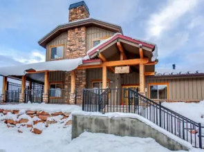 Big Bear Hollow House