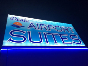 Deniz Airport Suites