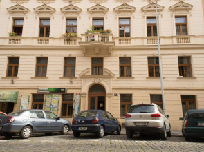 Apartment Florenc with 3-bathrooms & bedrooms