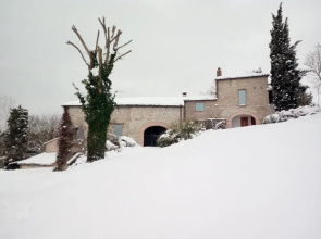 Romantic Countryside Getaway