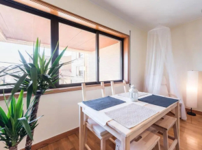 Gaia House - Apartamento Inteiro junto ao Metro