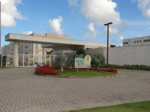 Muro Alto Condomínio Club