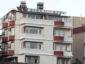 Efua Hotel