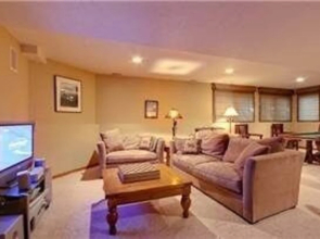 2422 Queen Esther Drive 5 Bedroom Home