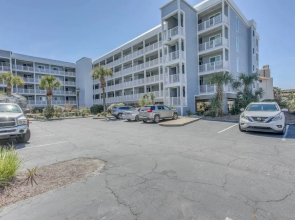 Steps to Shore + Pool: Myrtle Beach Resort Getaway