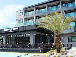 The Blue Jeju Pool villa Resort