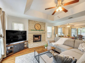 3 Mi to Randolph Afb: Family Home w/ Poker Table!