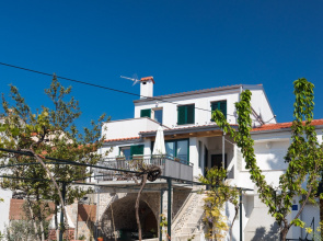 Holiday house Mari - modern holiday house close to sea: Punat, Island Krk