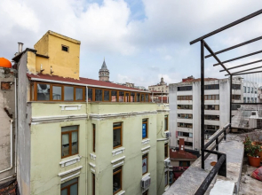 Dreamy Duplex Flat With Terrace Near Galata Tower