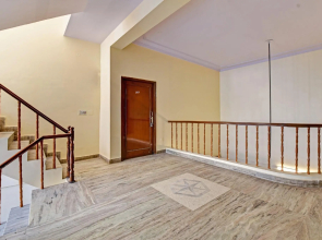 OYO 82265 Hotel Om Naman