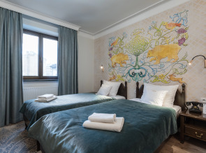 Hotel Ester