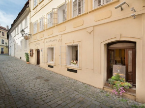 Boutique Hotel Constans