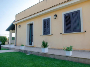 Villa la Tonnara CaseSicule, Private Villa far 50 m from the Sand Beach