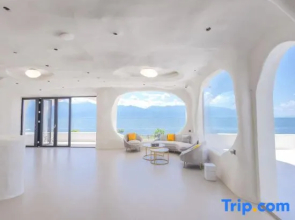 Qinglan Cave Style Light Luxury Sea View Hotel
