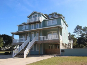 Heaven's Light - 5 Br home by RedAwning