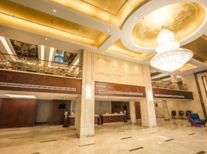 Xiangyang Dongfeng Hotel