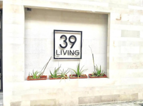39 Living Bangkok