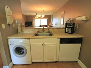 Creston House Condominium