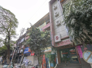 OYO 12305 Raj Residency
