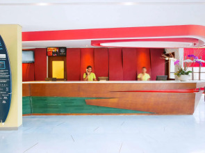 Отель ibis Styles Bali Legian