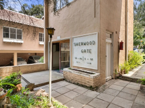 Sherwood Gate 27