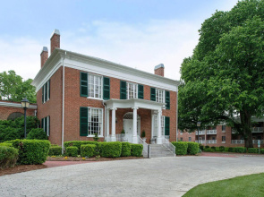 Hampton Inn Lexington-Historic District