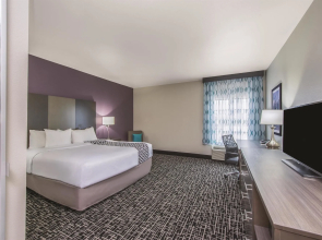 La Quinta Inn & Suites by Wyndham Enid