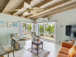 Waterfront Key Colony Beach Home w/ Golf Cart!