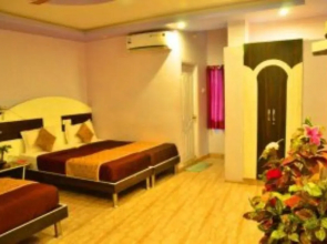 Hotel Comfort and Terrace Lounge