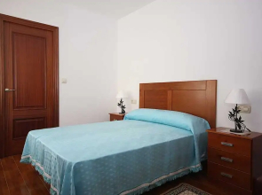 102118 -  House in Carnota