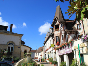 Logis Hôtel Du Dauphin