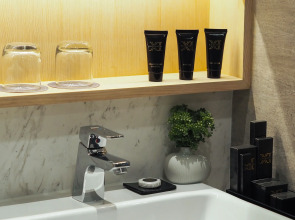 Eleven Hotel Bangkok