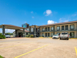 Econo Lodge Lake Charles University Area