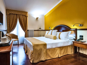 World Hotel Casati 18