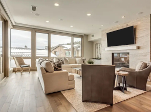 Premium Five Bedroom Suite 5 Apartment Hotel by Redawning