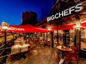 Motto Premium Hotel & Spa