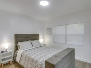 3BR Charming Retreat W & Deck & Wifi