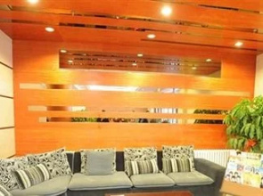 Huazheng Business Hotel