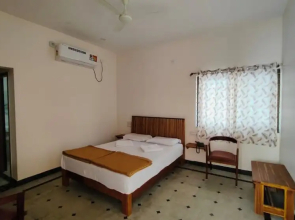 Hampi Delmont Resort