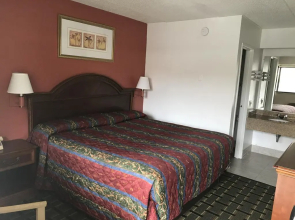 Days Inn by Wyndham Charlotte University